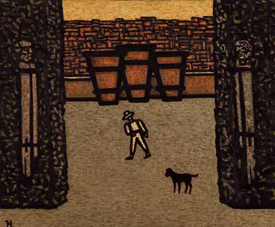A woman and a dog on an avenue between two hedges, below three large pots